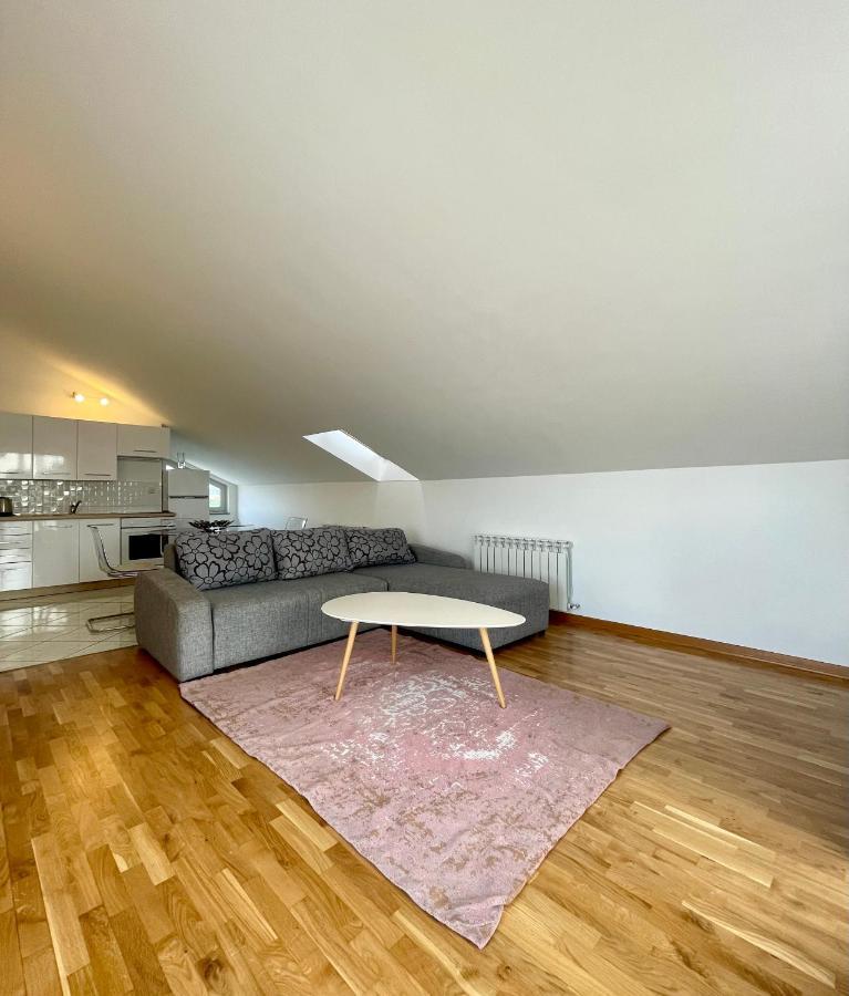 Apartments Maria أوماغ المظهر الخارجي الصورة