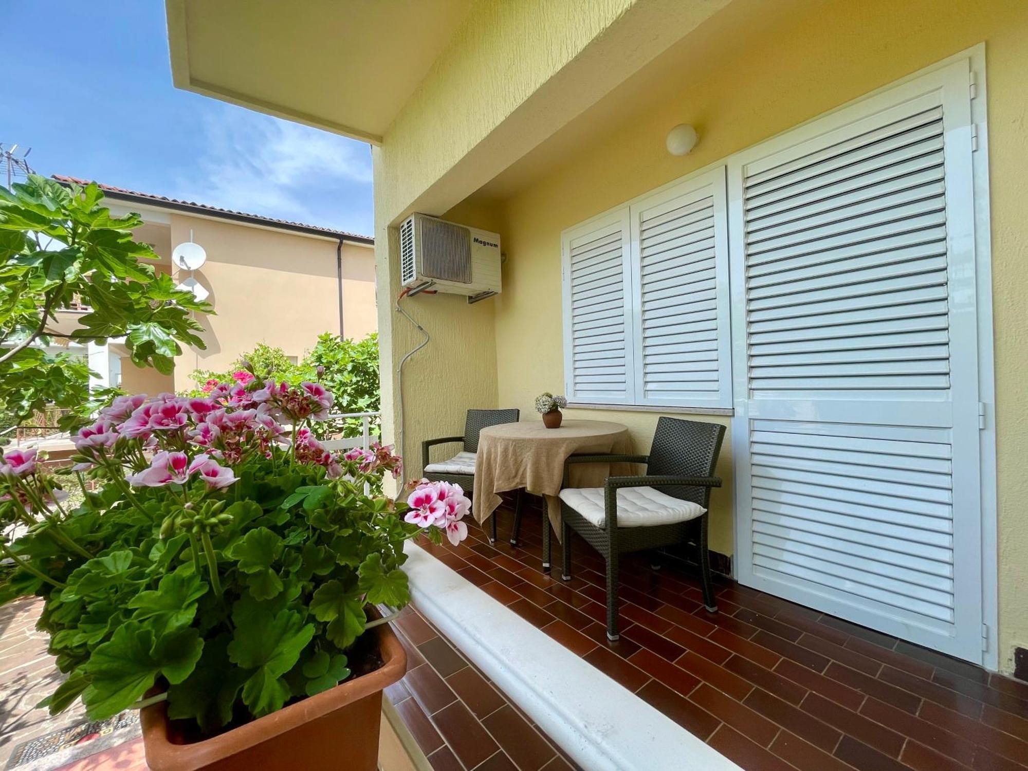 Apartments Maria أوماغ المظهر الخارجي الصورة